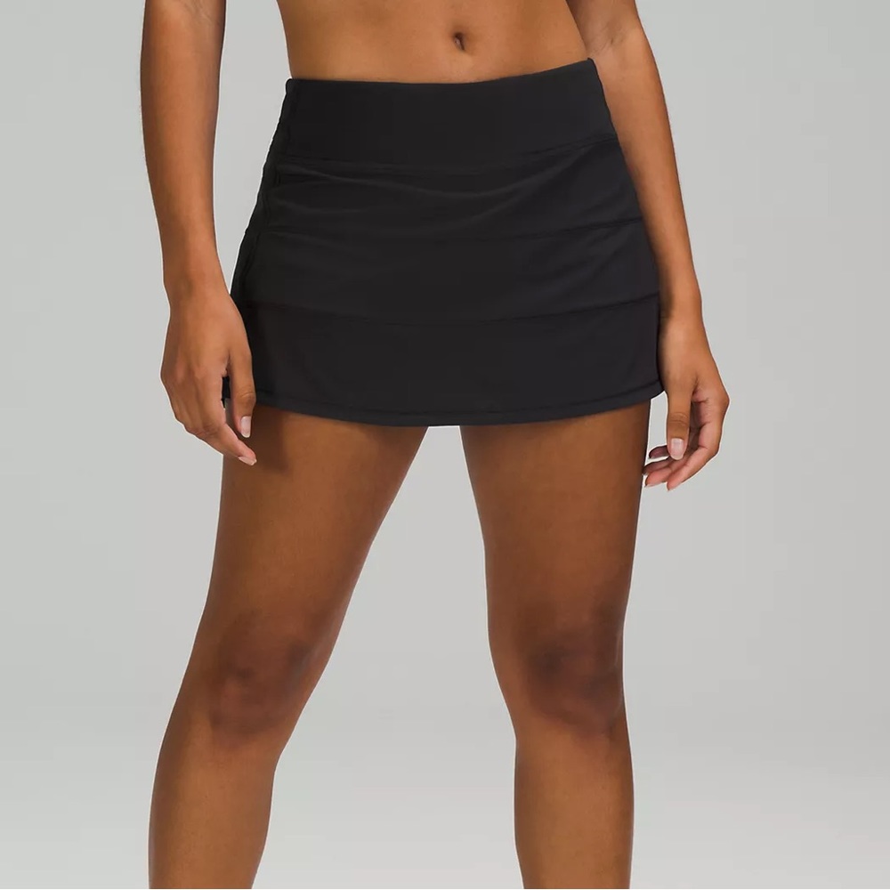 Black Pace Rival Mid-Rise Lululemon Skirt Regular